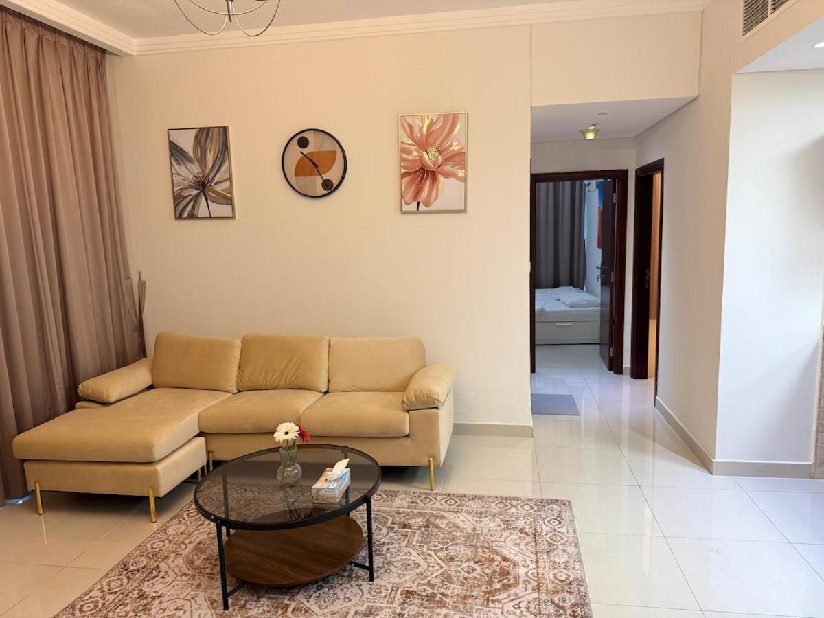Apartment 2Bhk Apartment In Dubai Sports City I Canal View